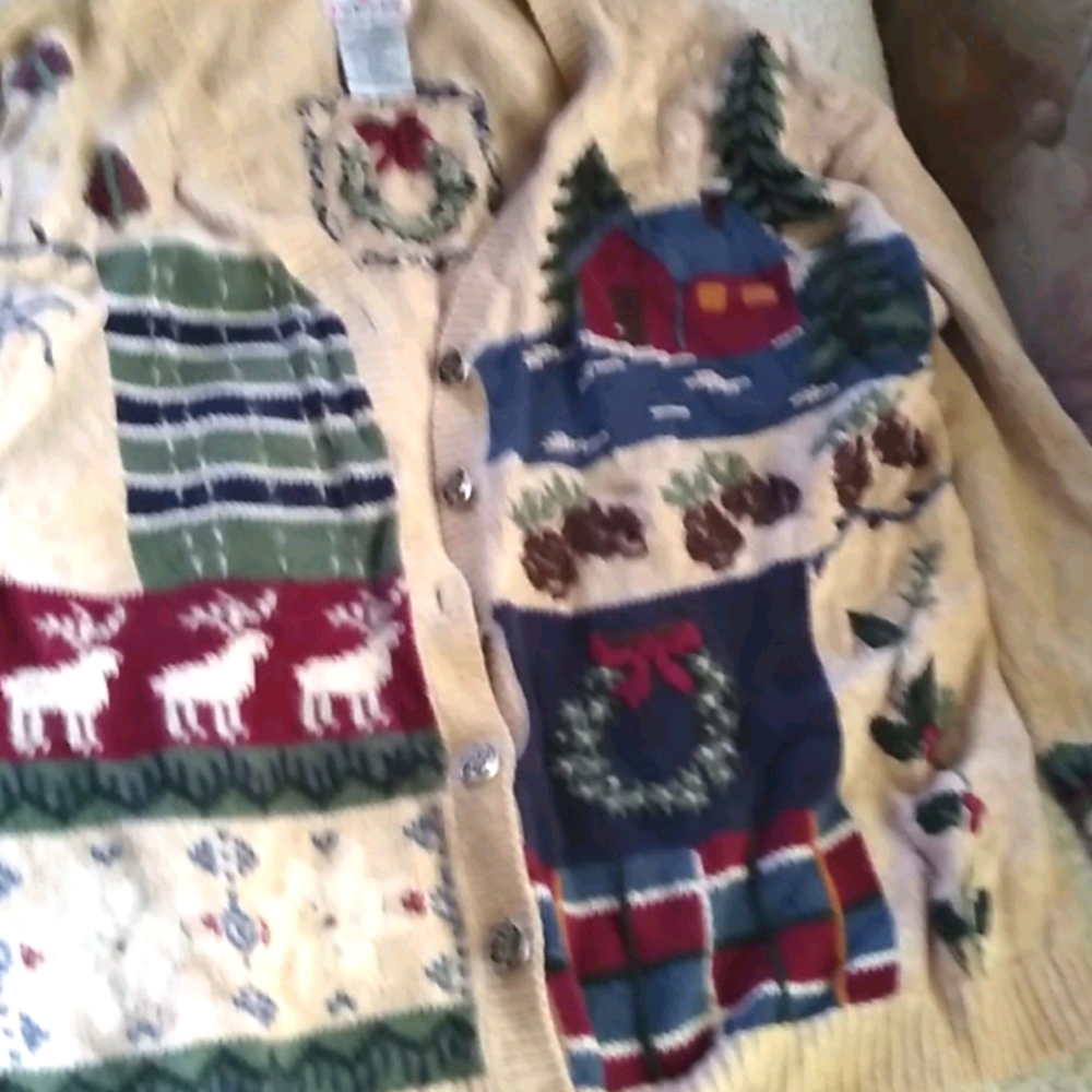 Sweater size M